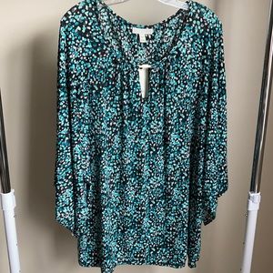 Dana Buchman blouse size 2x gold accent